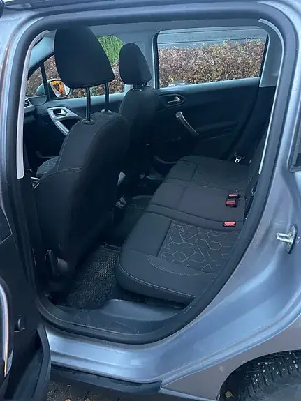 Peugeot 2008 2015 photo 5