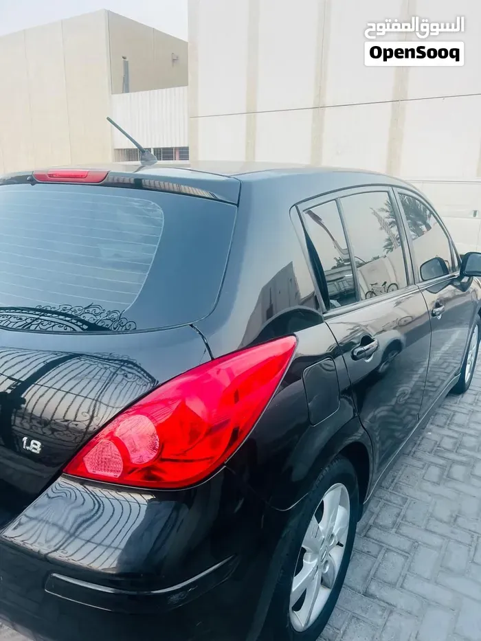Nissan Tiida 2012 photo 3