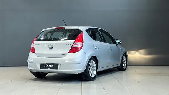 Hyundai I30 2010 photo 5