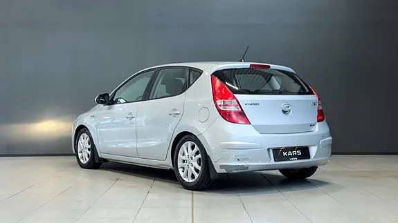 Hyundai I30 2010 photo 3