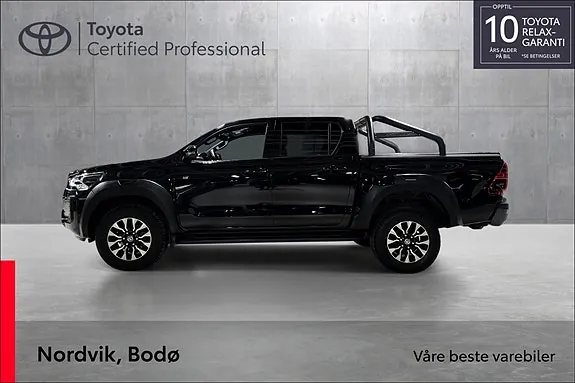 Toyota Hilux 2023 photo 2