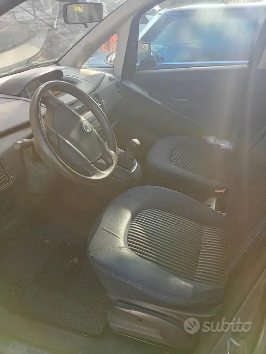 Lancia Musa 2009 photo 4