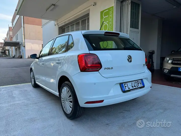 Volkswagen Polo 2017 photo 2