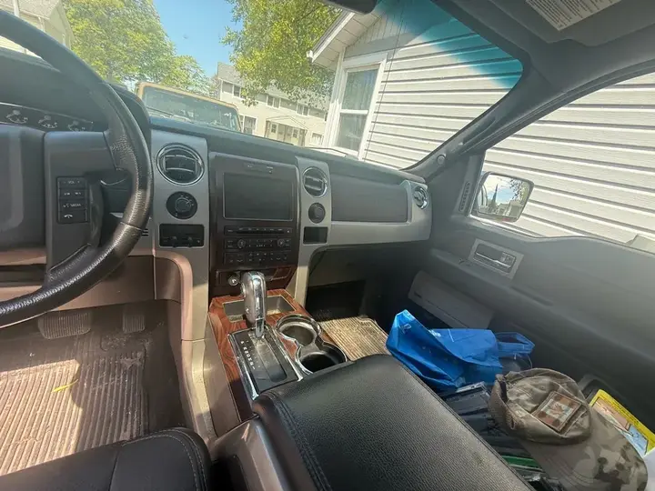 Ford F-150 2012 photo 2