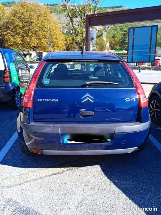 Citroen C4 2007 photo 2