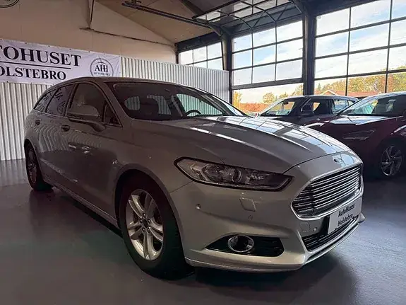 Ford Mondeo 2016 photo 2