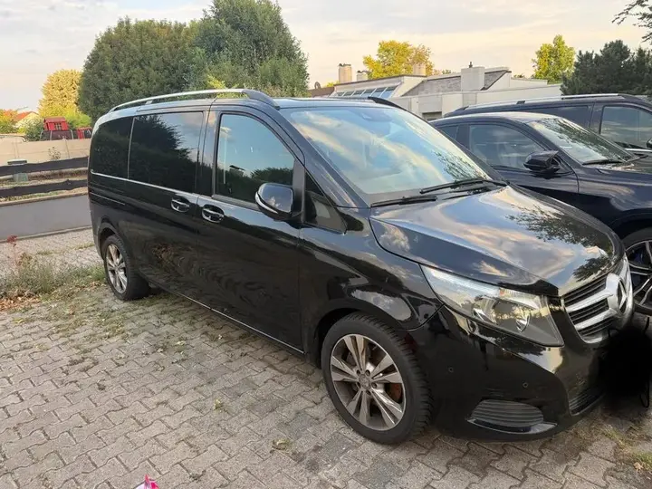 Mercedes-Benz V-Class