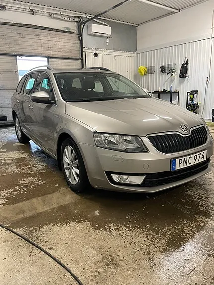 Skoda Octavia 2014 photo 3