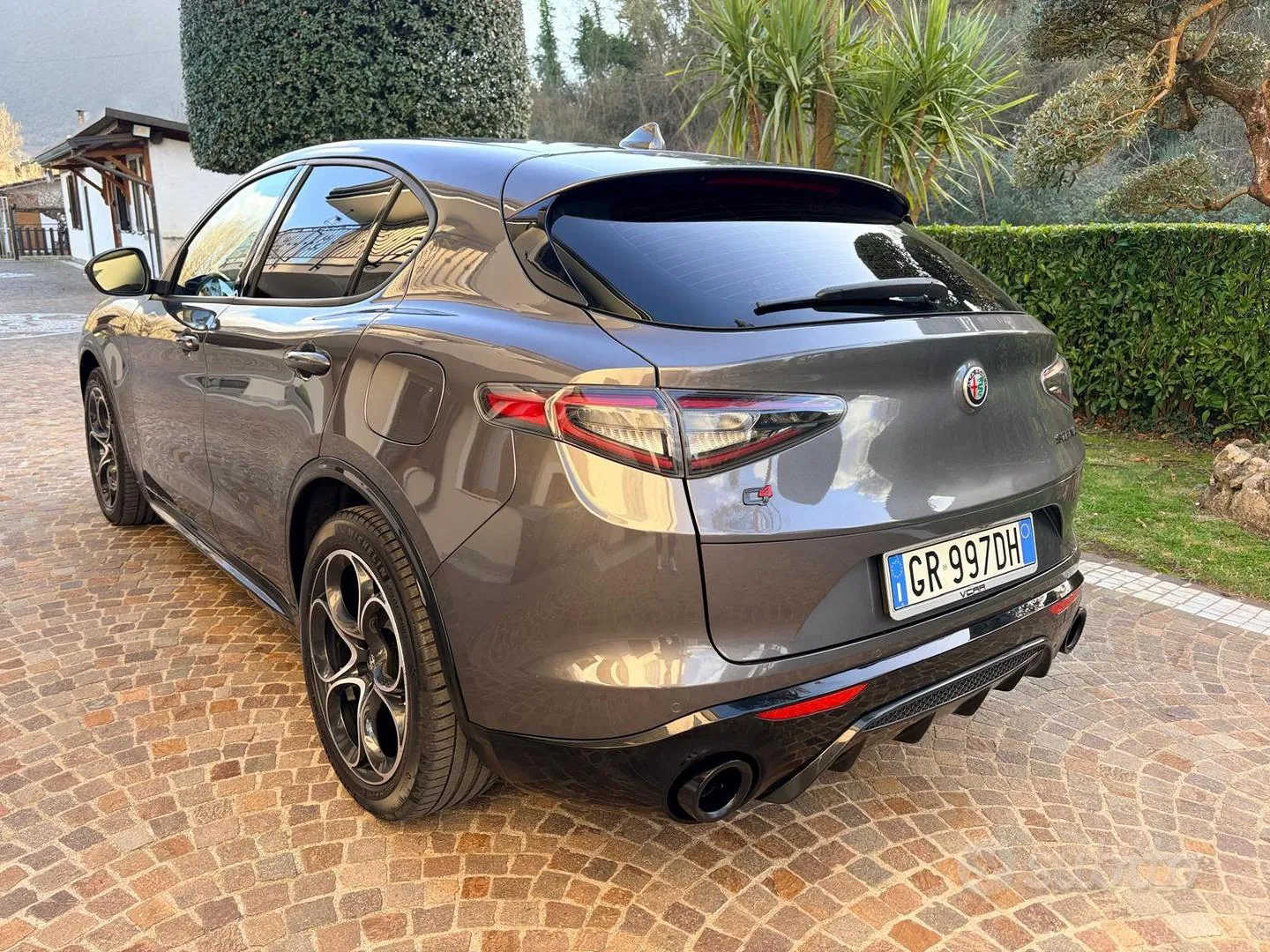Alfa Romeo Stelvio 2023 photo 3