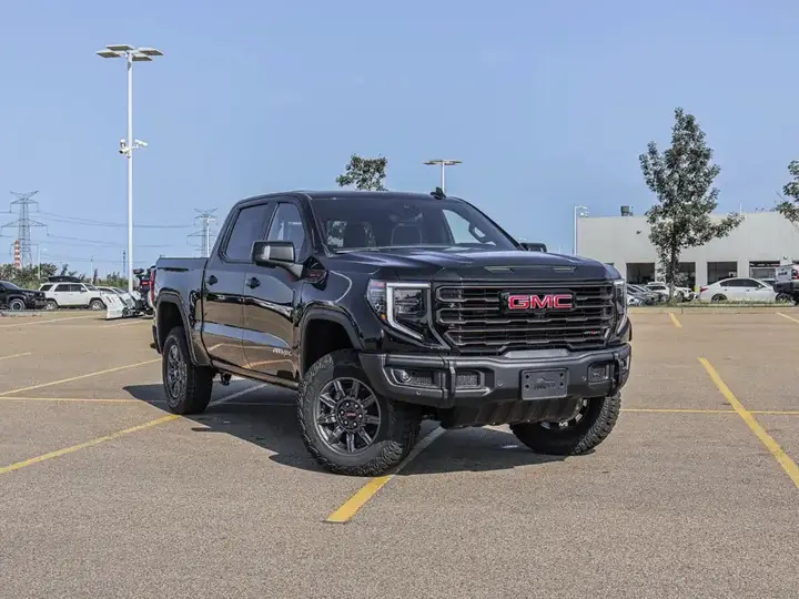 GMC Sierra 1500 2026 photo 2