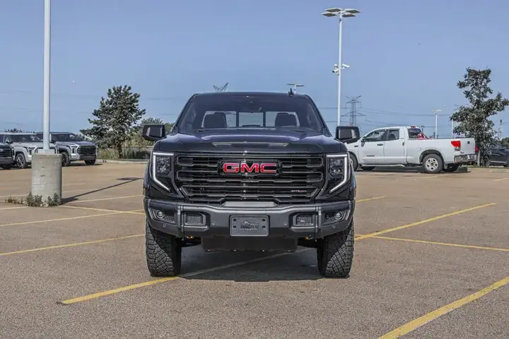 GMC Sierra 1500 2026 photo 3