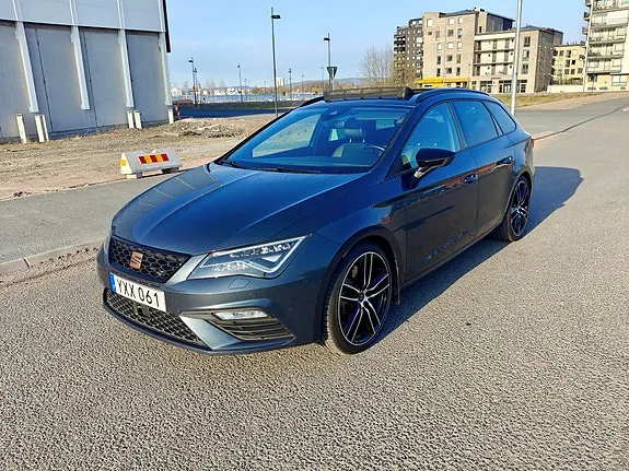 Seat Leon 2019 photo 2