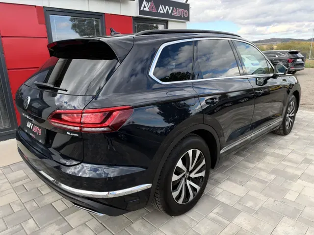 Volkswagen Touareg 2022 photo 4