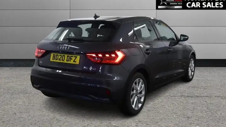 Audi A1 2020 photo 3