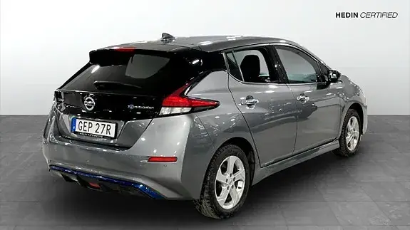 Nissan Leaf 2021 photo 2