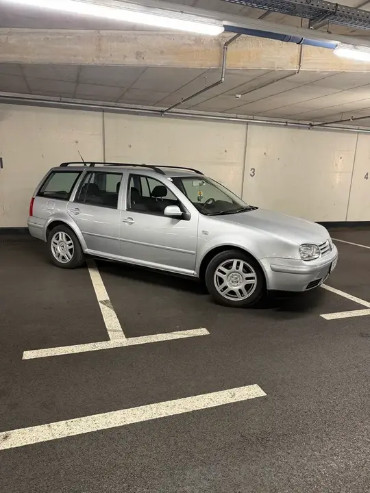 Volkswagen Golf 2001 photo 2