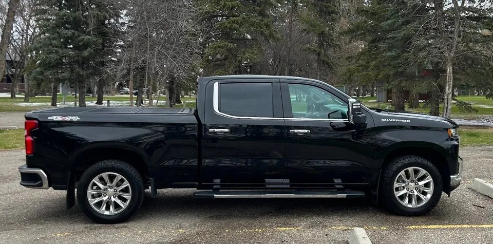 Chevrolet Silverado 1500 2021 photo 3