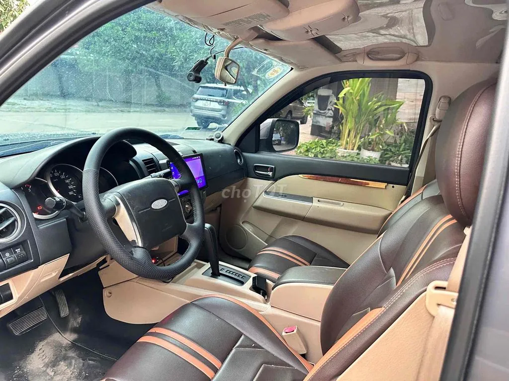 Ford Everest 2009 photo 5