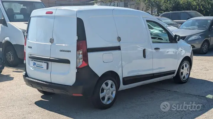 Dacia Dokker 2014 photo 2