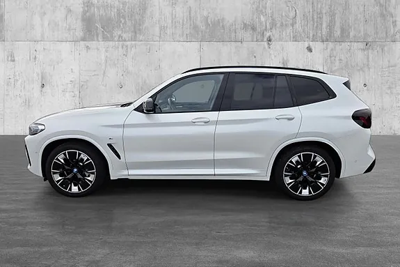 BMW Ix3 2022 photo 4