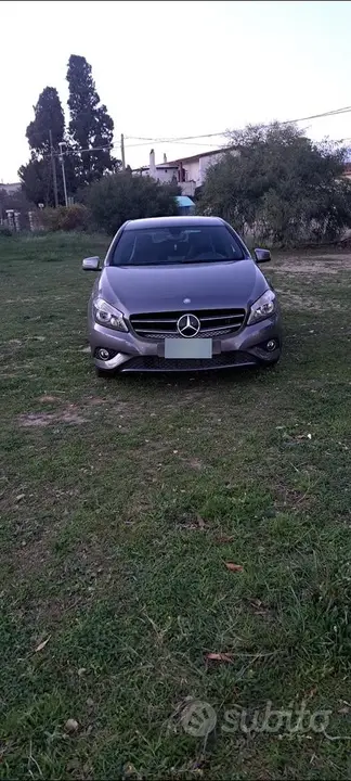 Mercedes-Benz A 180 2015 photo 4