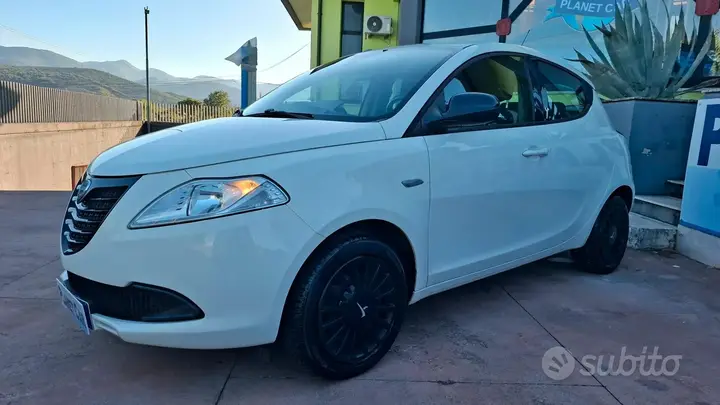 Lancia Ypsilon 2014 photo 5