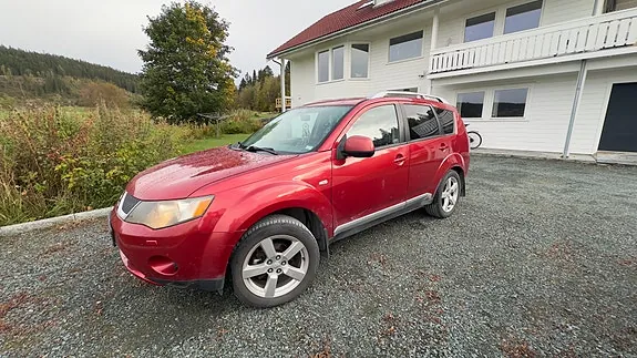 Mitsubishi Outlander 2008 photo 2
