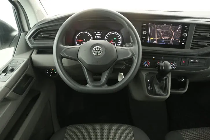 Volkswagen Transporter 2020 photo 2