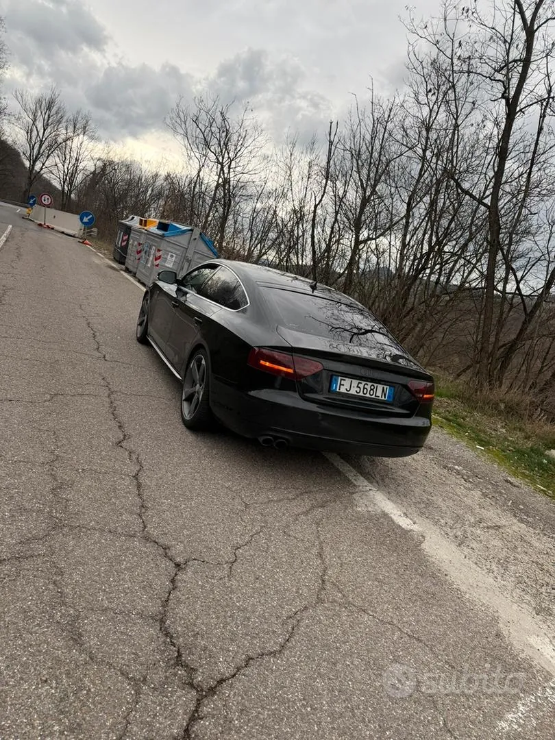 Audi A5 2010 photo 3