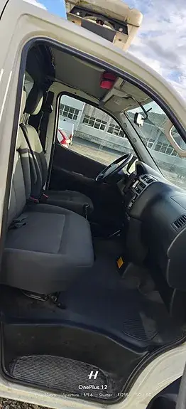 Toyota Hiace 2011 photo 5