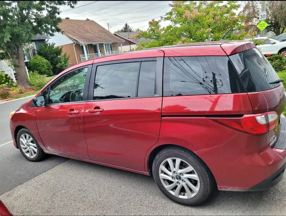 Mazda Mazda5