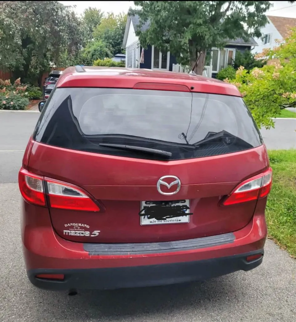Mazda Mazda5 2014 photo 3