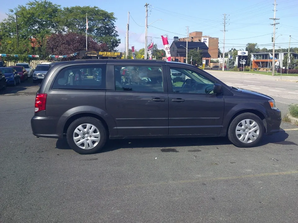 Dodge Grand Caravan 2015 photo 4