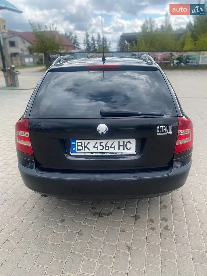 Skoda Octavia 2008 photo 4