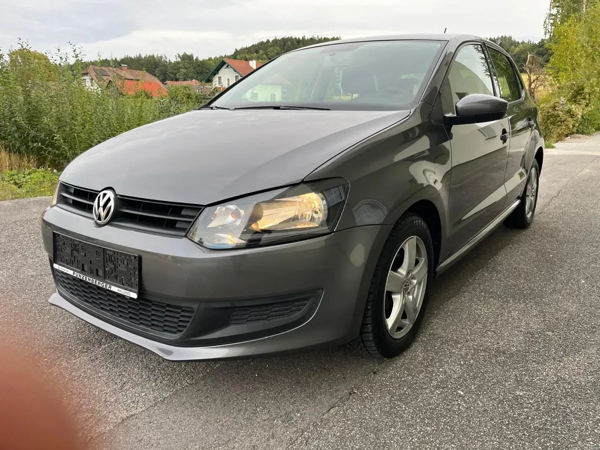Volkswagen Polo 2009 photo 2