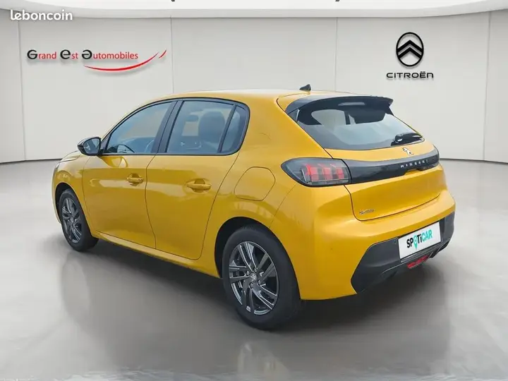 Peugeot 208 2021 photo 3