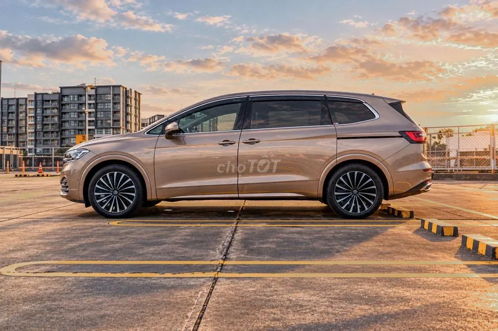 Volkswagen Viloran 2024 photo 4