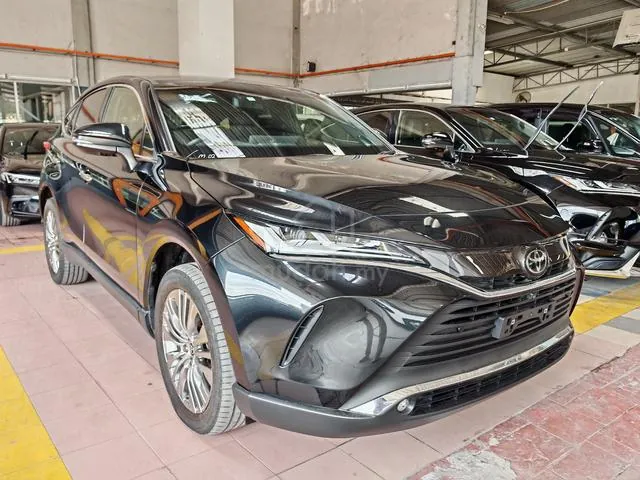 Toyota Harrier Z