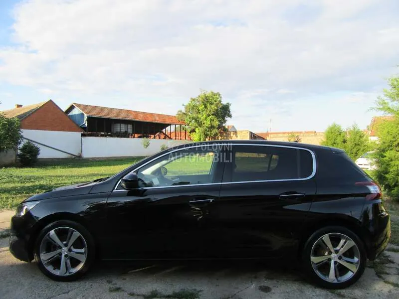 Peugeot 308 2015 photo 3