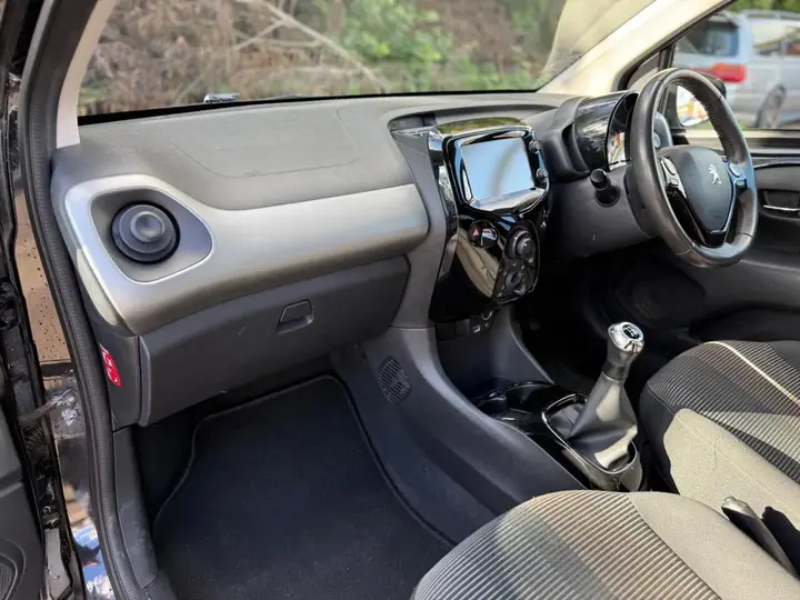 Peugeot 108 2015 photo 2