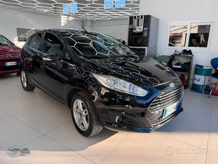 Ford Fiesta 2013 photo 4