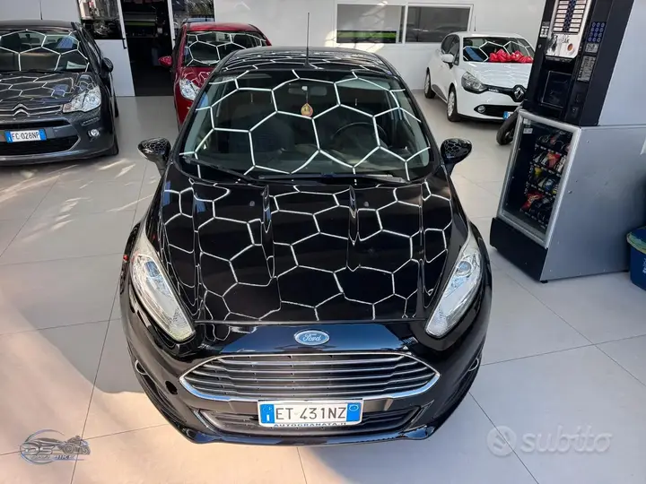 Ford Fiesta 2013 photo 3