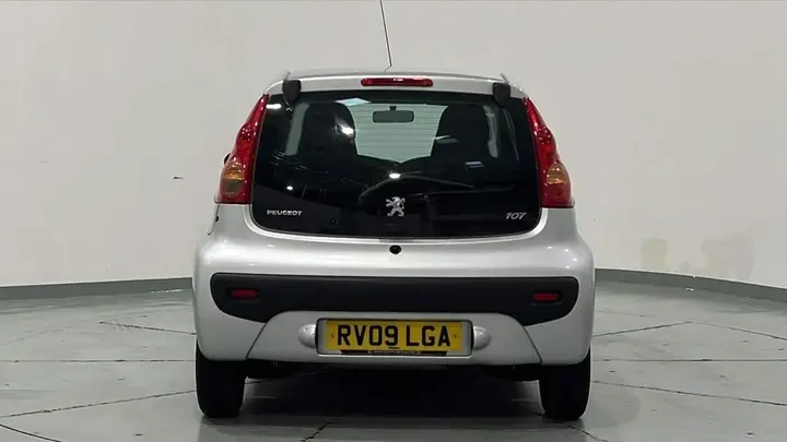 Peugeot 107 2009 photo 4