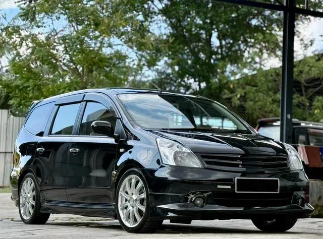 Nissan Grand Livina
