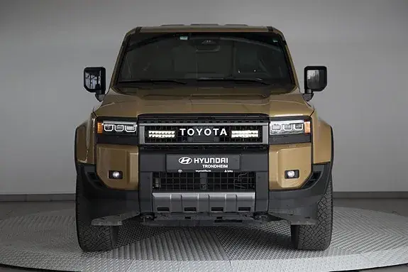 Toyota Land Cruiser 2025 photo 2