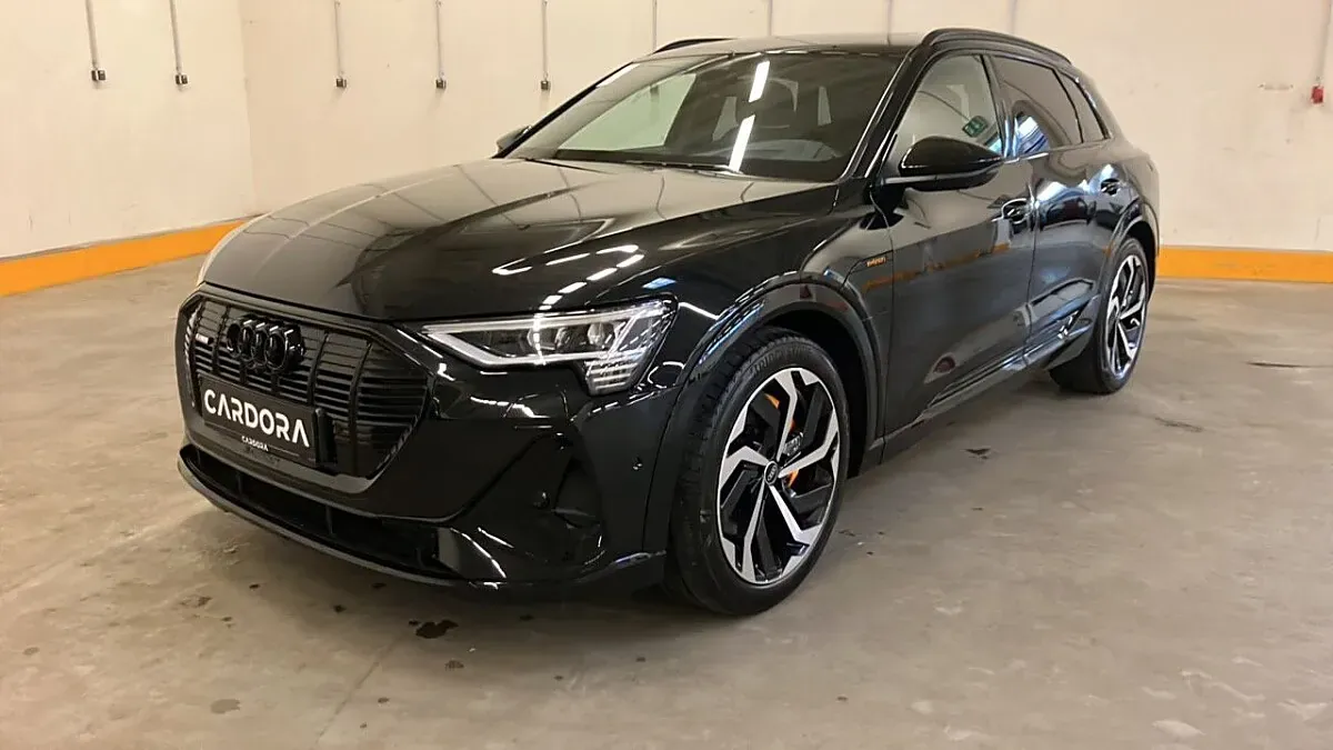 Audi E-Tron 2022 photo 2