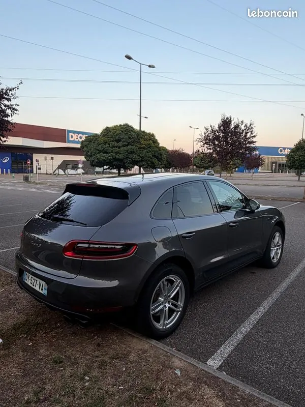 Porsche Macan 2016 photo 2