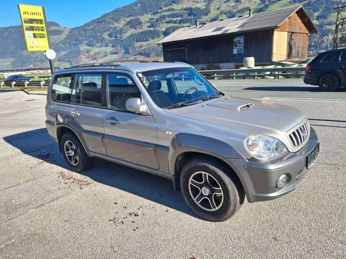 Hyundai Terracan 2002 photo 2