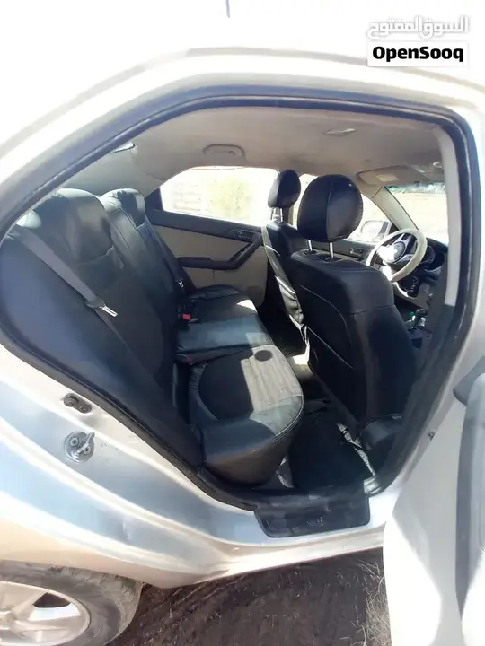 Kia Forte 2010 photo 2