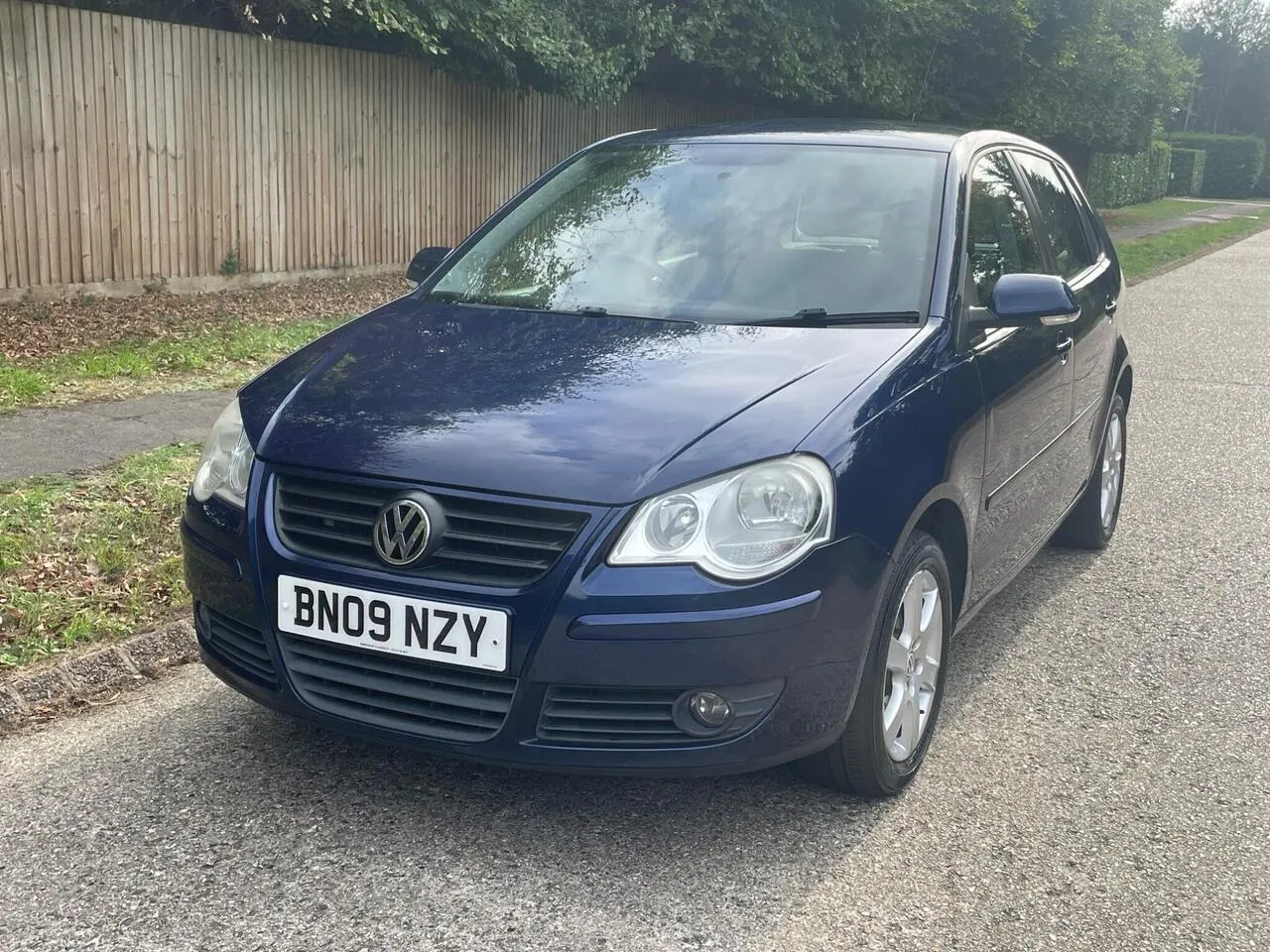 Volkswagen Polo 2009 photo 3